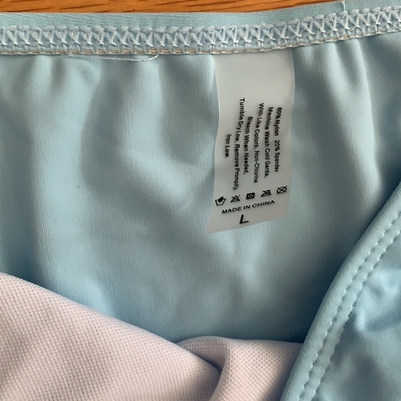 bandeau bikini in baby blue - Picture 2 of 3